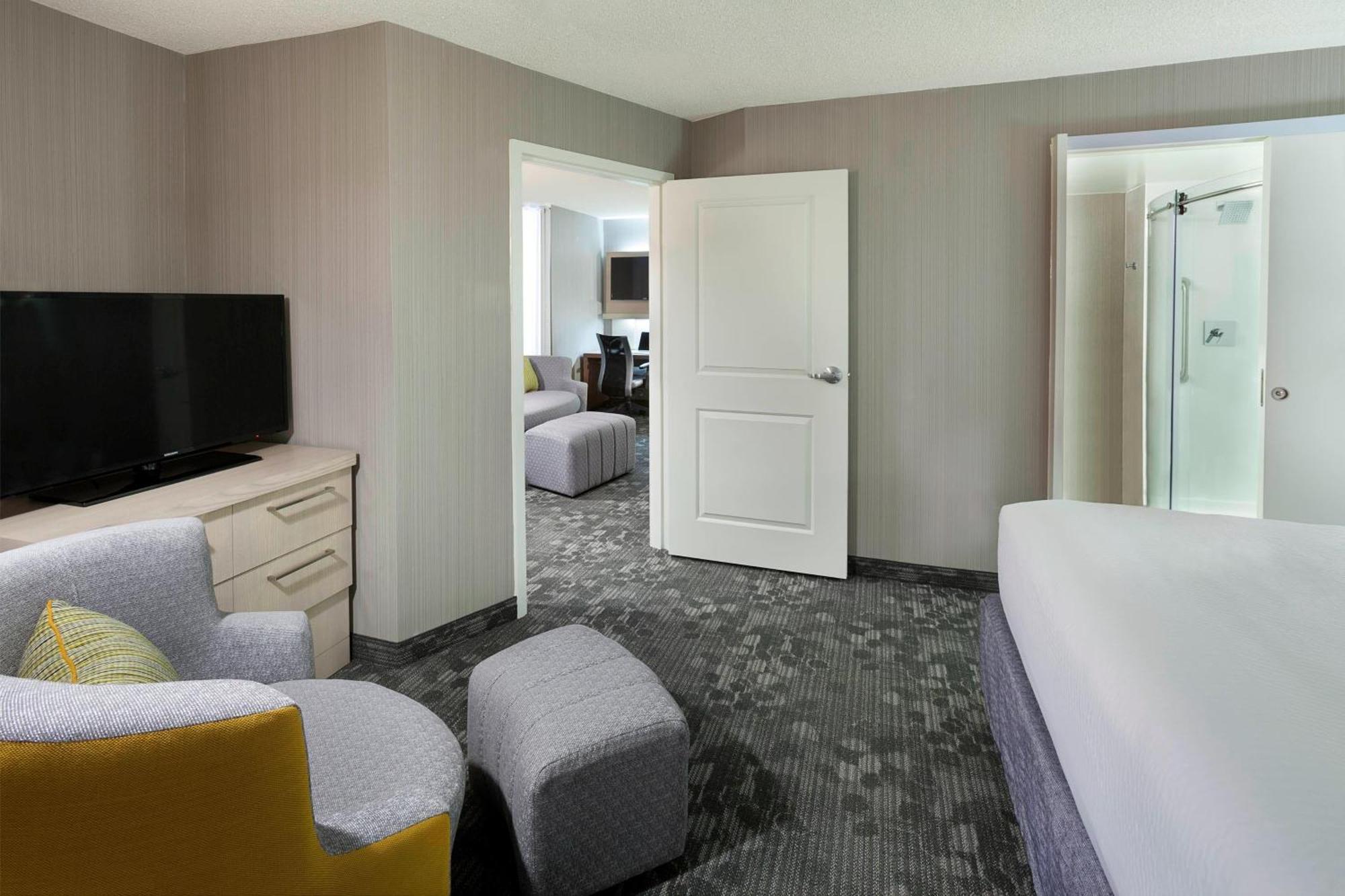 Courtyard By Marriott Toronto Northeast/Markham Exterior foto