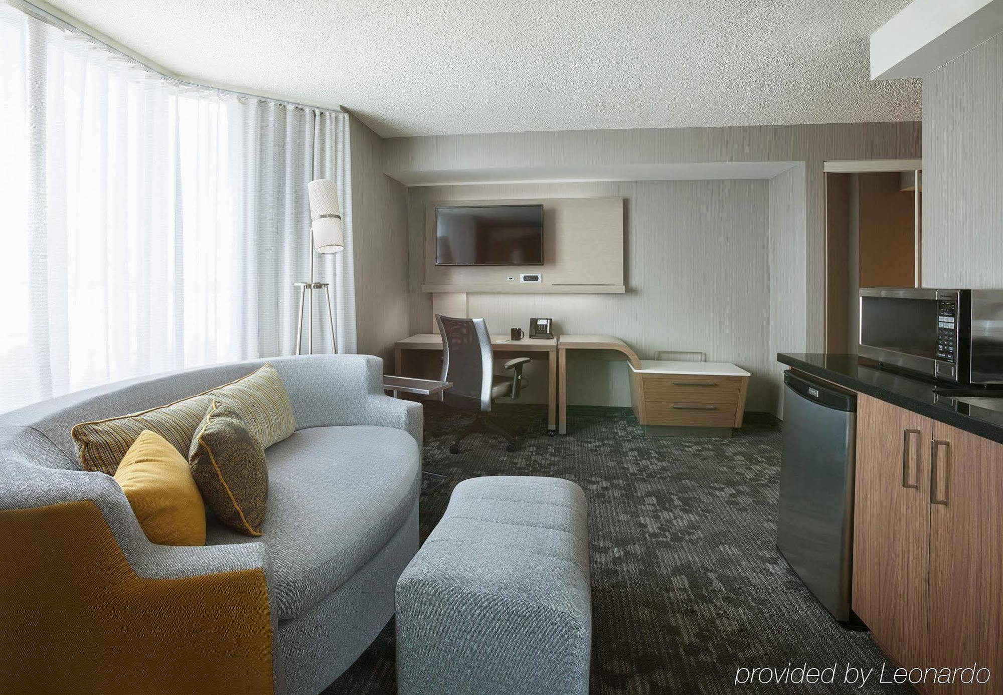 Courtyard By Marriott Toronto Northeast/Markham Exterior foto